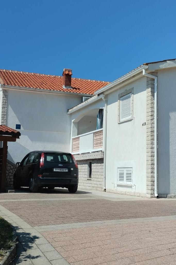 Apartments with a parking space Lopar, Rab - 19896 photo 1