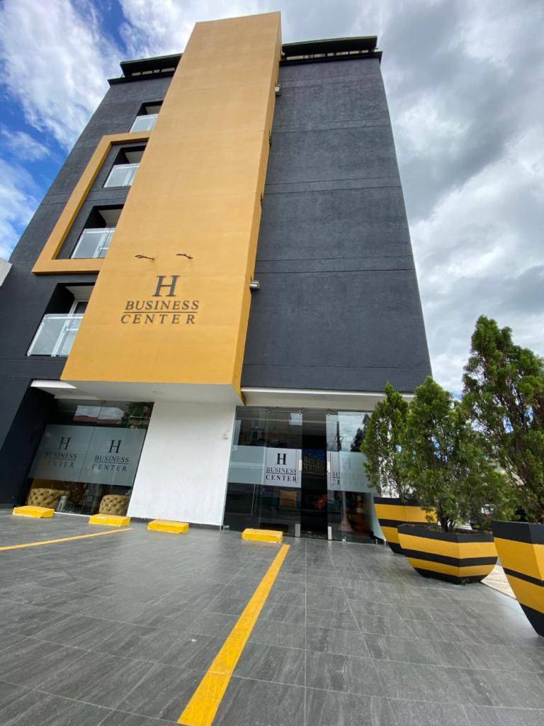 Hotel Business Center