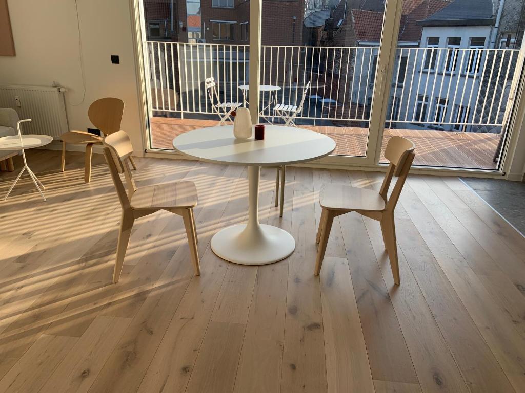 #2800ourhome 201 photo 3