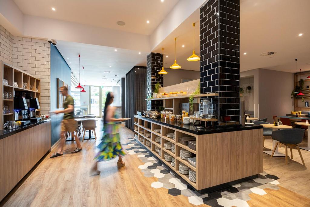 Holiday Inn Express Antwerp - City Centre by IHG photo 3