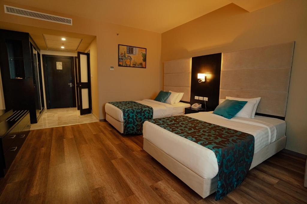 Carmel Hotel photo 3
