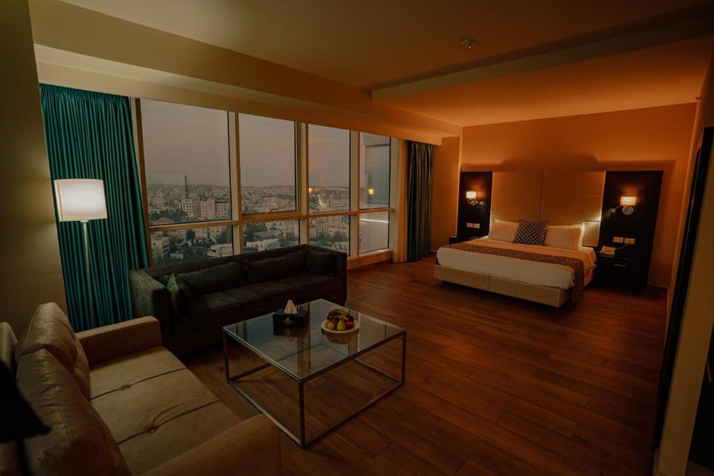 Carmel Hotel photo 4