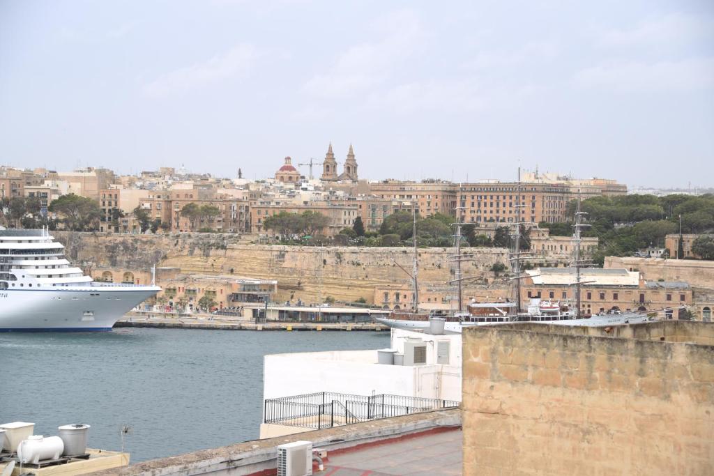 Senglea medieval house photo 2