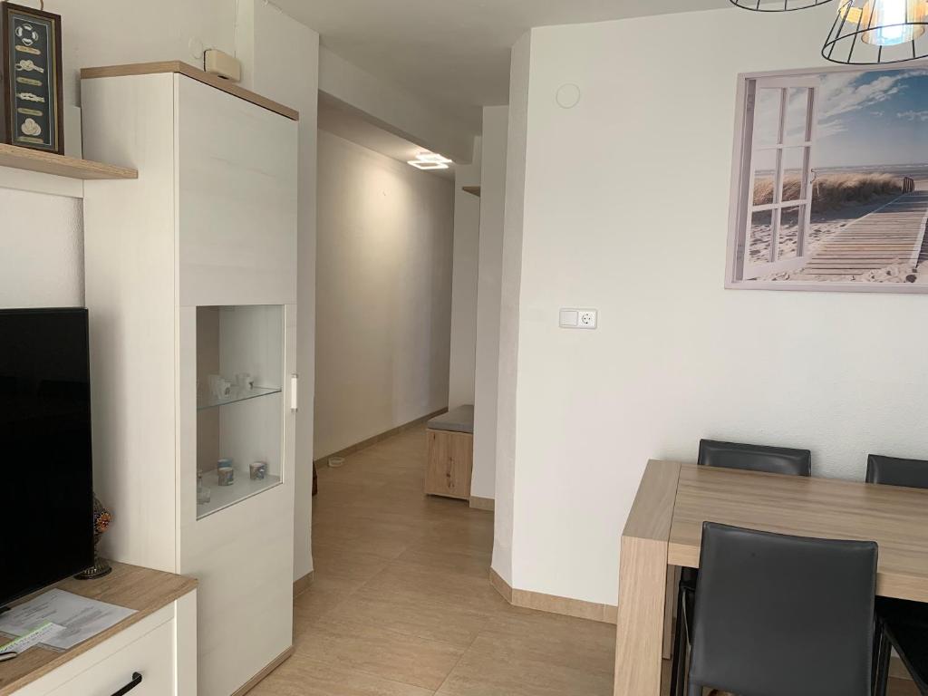 Bonito y coqueto apartamento a 150metros de la playa 2 Línea photo 3