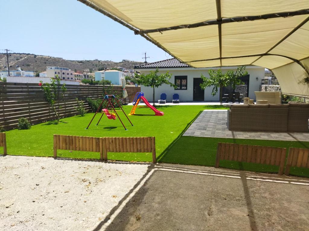 Tzoli Residence photo 1