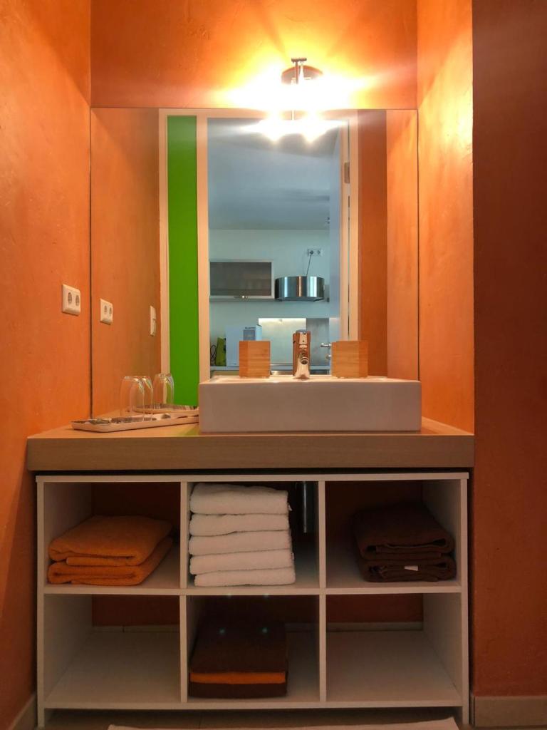 Zentrale Ferienwohnung mit Waldblick photo 4