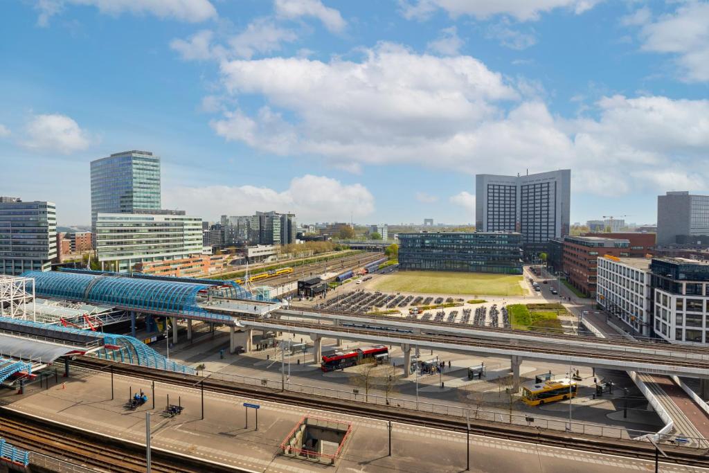 Holiday Inn Express Amsterdam - Sloterdijk Station, an IHG Hotel photo 2