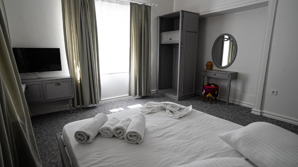 Büyükada Ece Suit photo 3