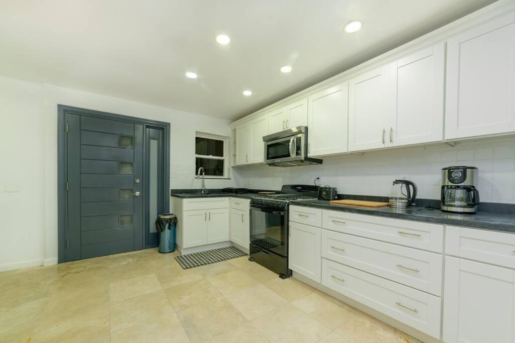 Aqua Videre - Cozy 2 Bedroom Villa, Jolly Harbour photo 1