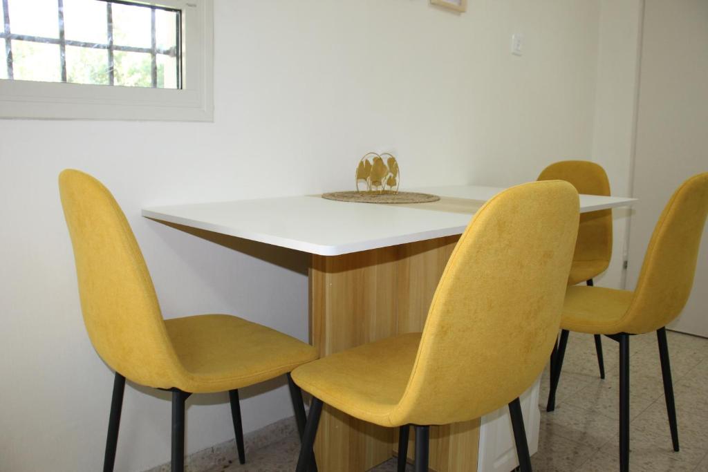 Golden Kosher Suite photo 3