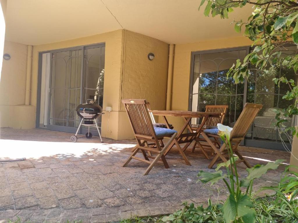 Beautiful apartment across from the beach photo 2