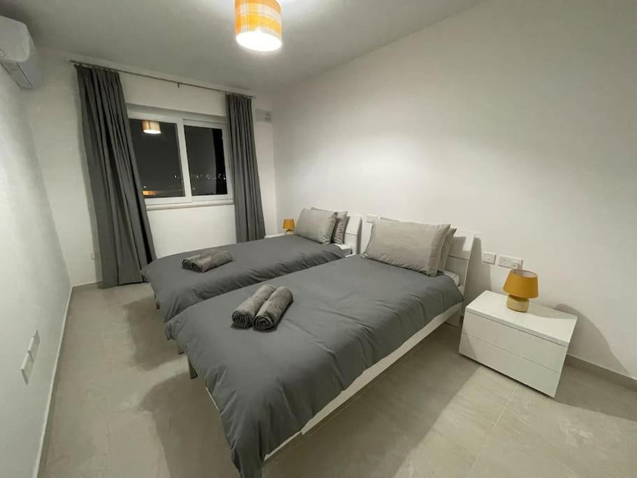 Sunnyside Penthouse photo 1