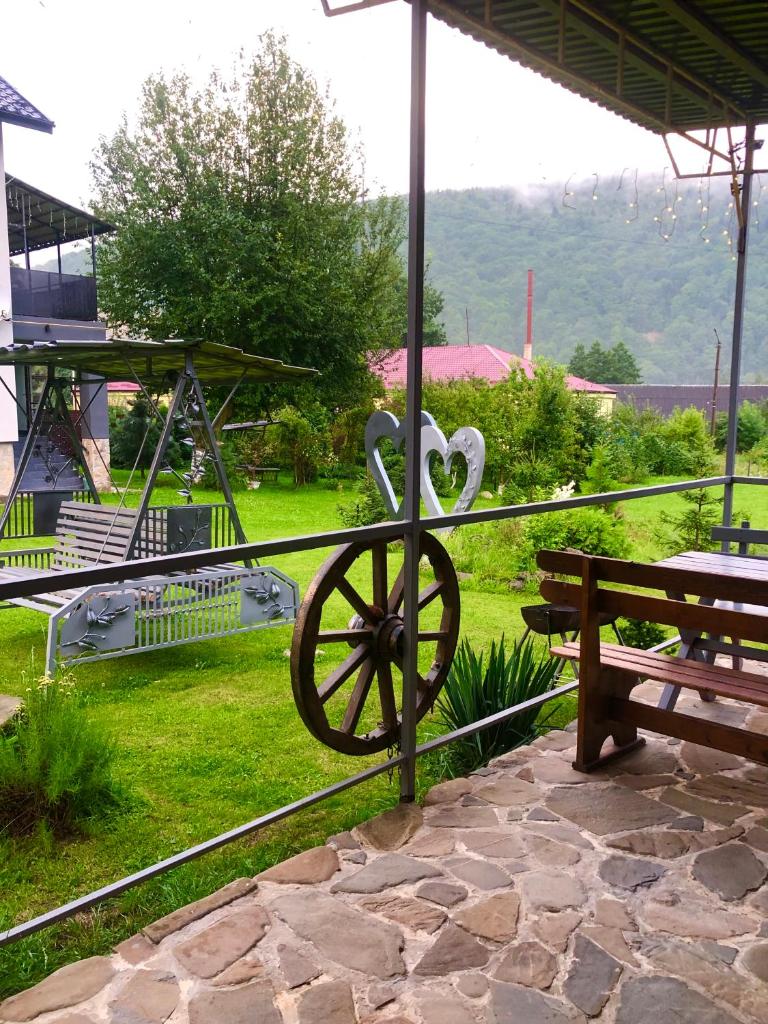 Good House Yaremche photo 3