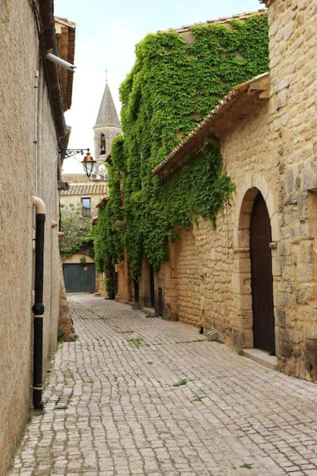 Entre Uzès et le Pont-du-Gard le Logis d'Autrefois