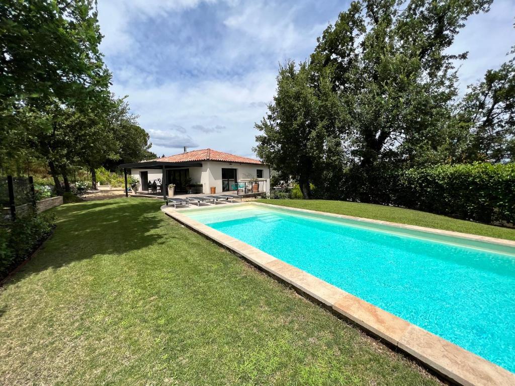 Villa moderne et piscine chauffée en Provence photo 4