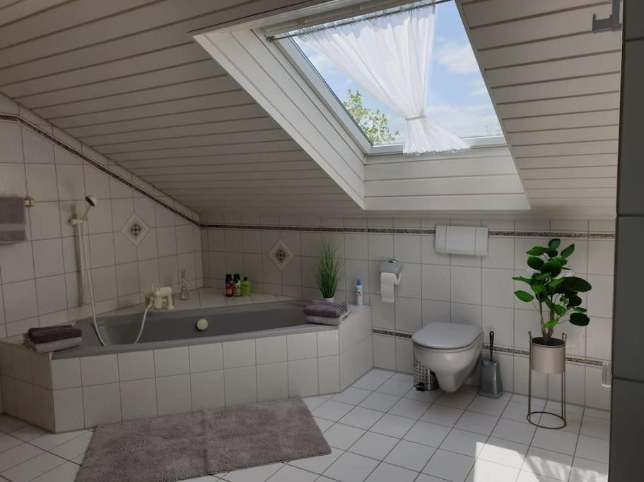 Moderne DG-Wohnung in Mainleus photo 2