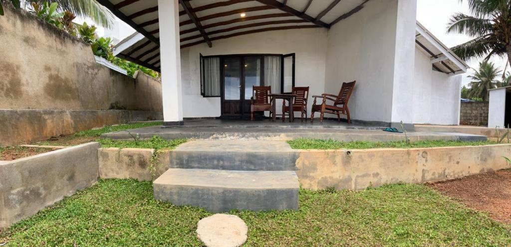 Siu Beachfront photo 1