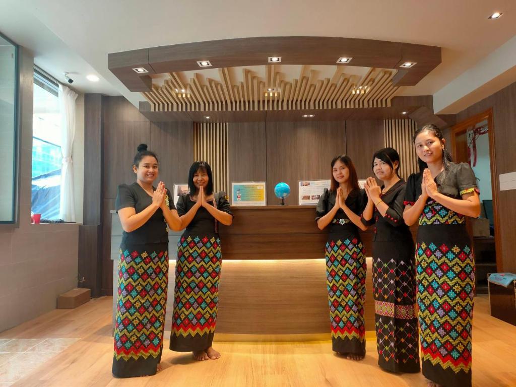 Hotel Grand Galaxy photo 1