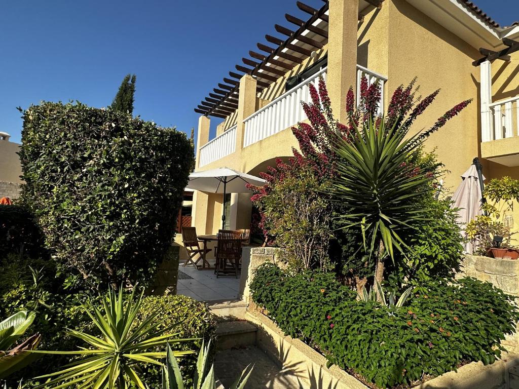 Immaculate 2-Bed House in Polis Cyprus Air-Con photo 3