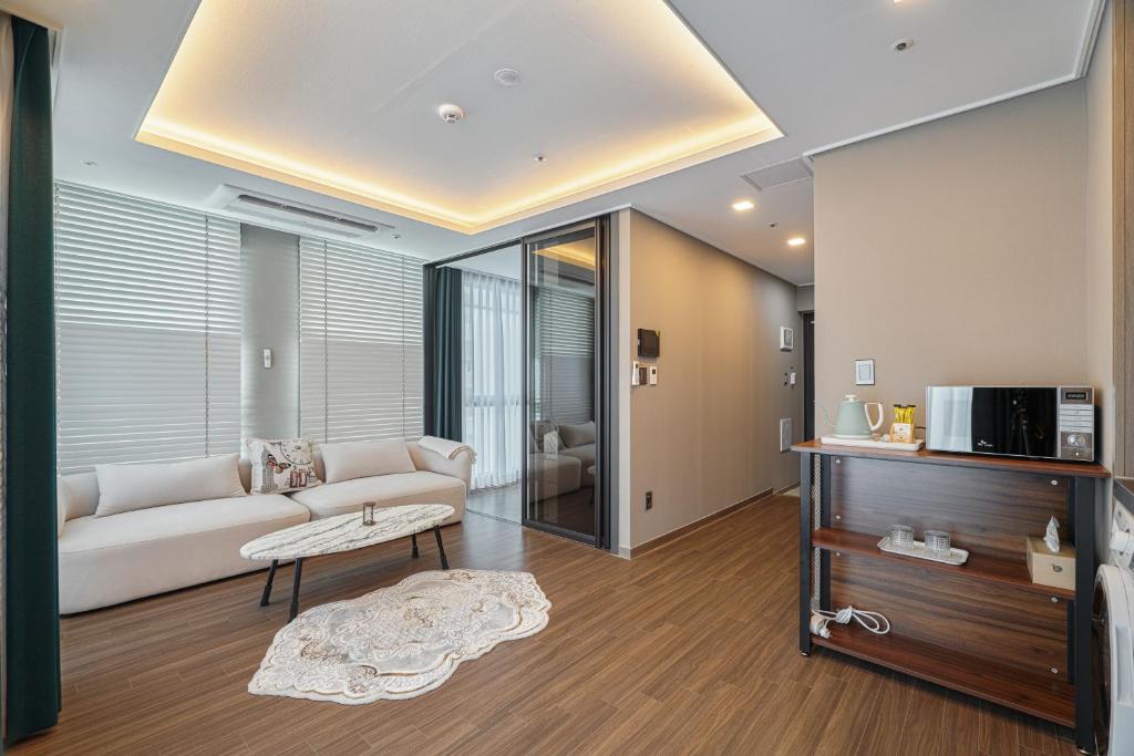 Sienna Ambassador Residence photo 3