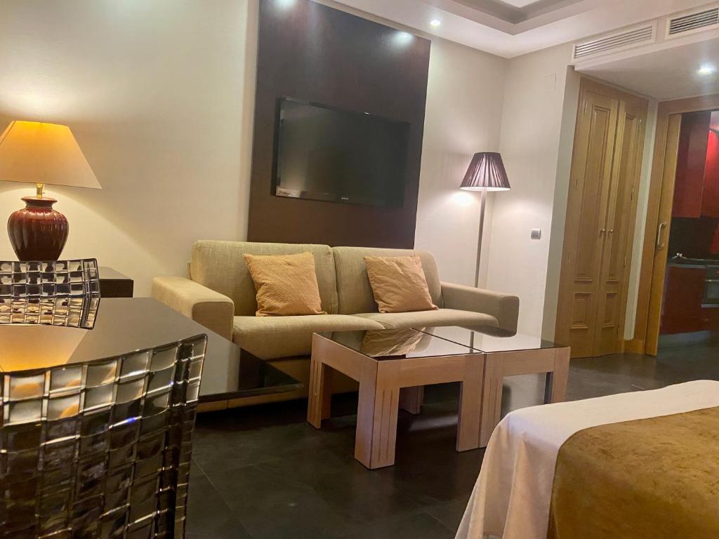 ArtPlatinum SUITES&APARTMENTS photo 4