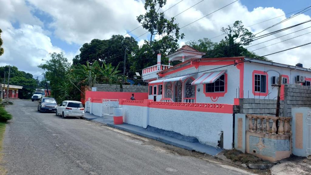 Beautiful 1-Bedroom in St Thomas Jamaica photo 1