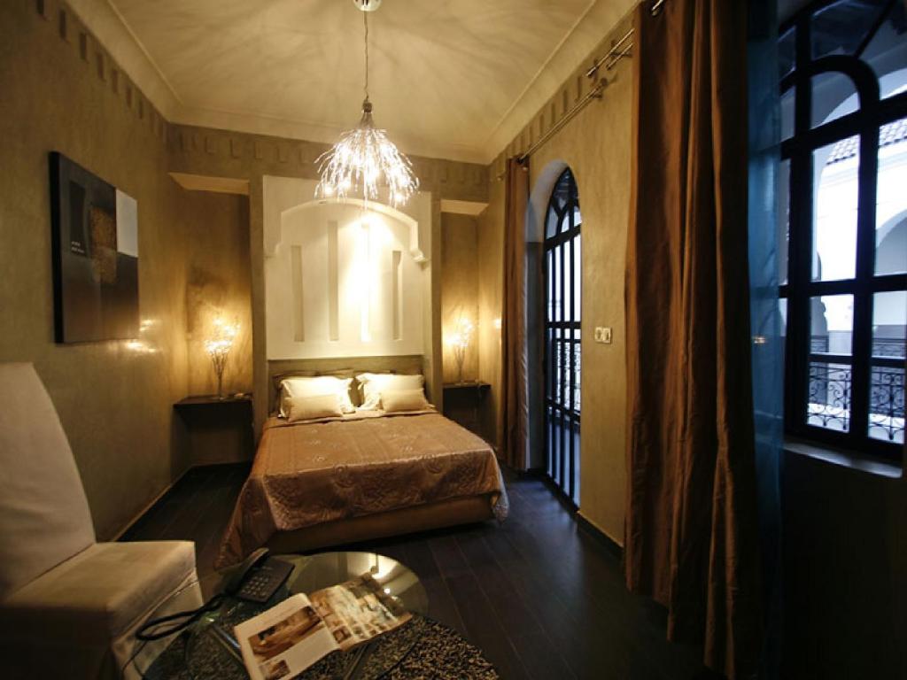 Сьюит (Полулюкс Hippy Chic), Riad Carllian