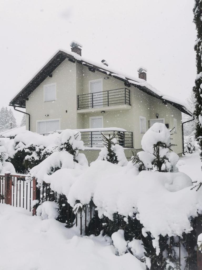 Kuća za odmor - Agatha - Bjelolasica photo 1