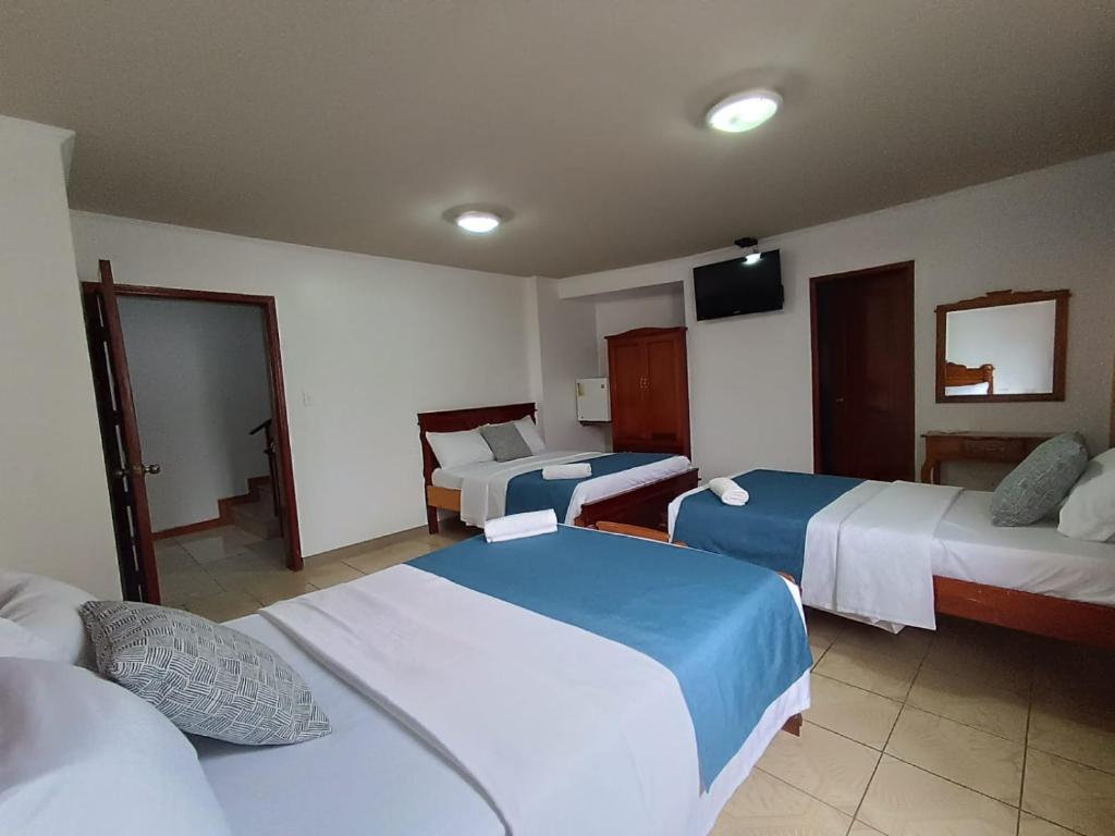 Hostal Bicentenario photo 1