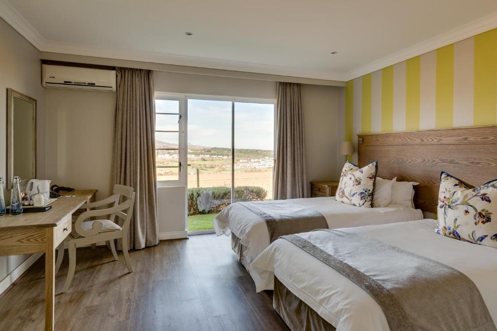Protea Hotel by Marriott Stellenbosch & Conference Centre photo 1