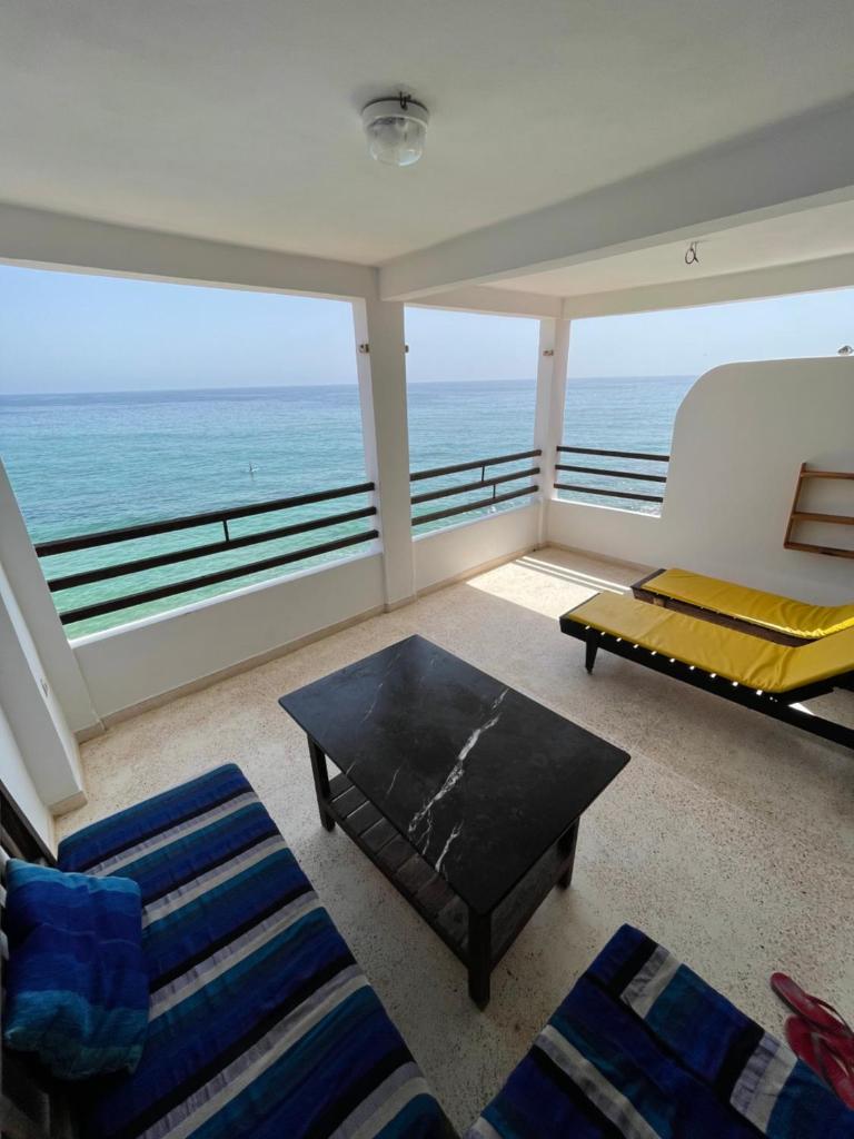 Aftas beach house