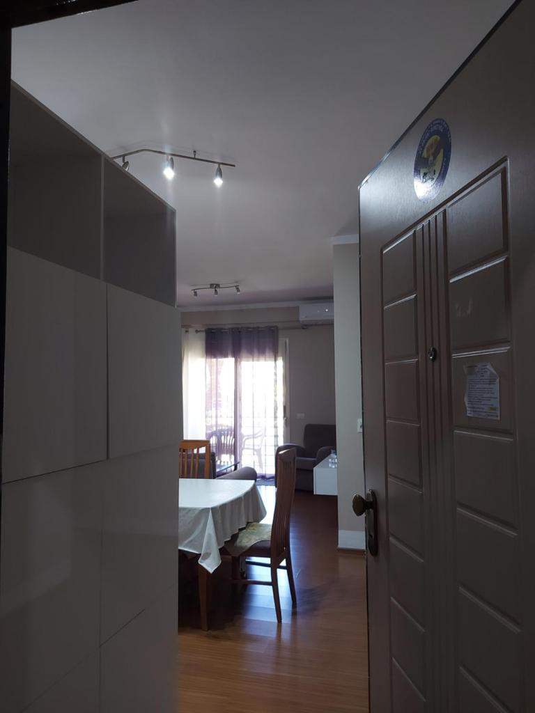 Lili's apartment photo 1