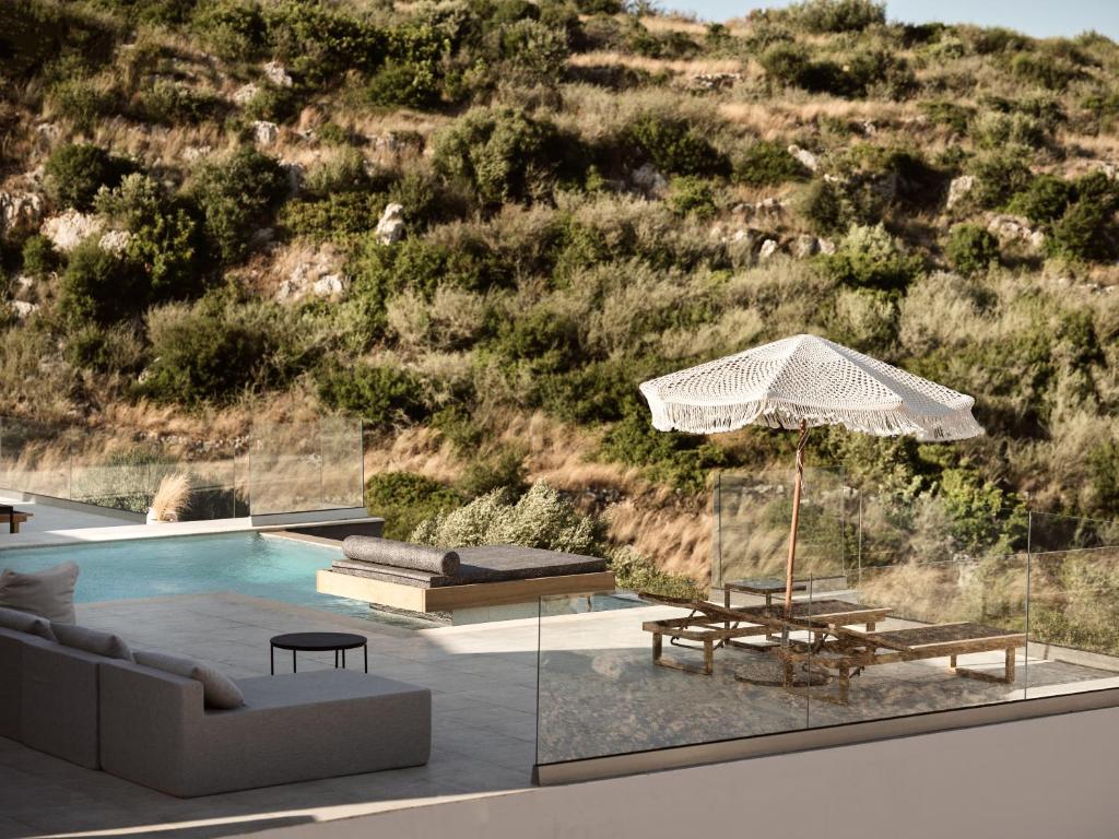 Elle Lux Villa, Essence of Endless Blue, By ThinkVilla photo 2