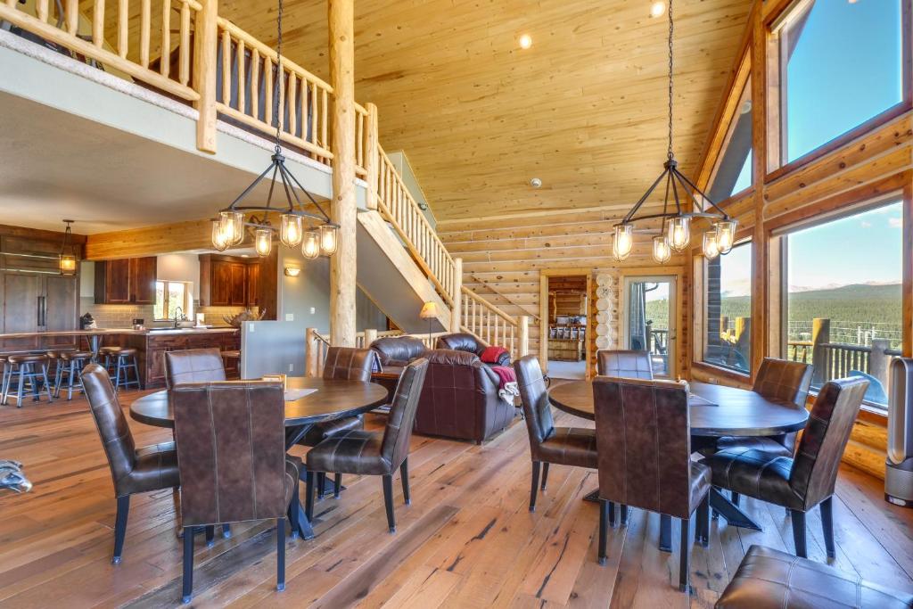 Alma Mountain Getaway with Private Hot Tub and Views photo 4