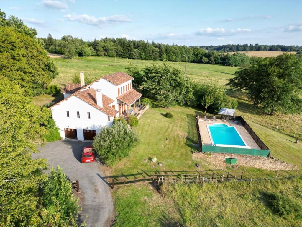 Gîte Lanouaille, 5 pièces, 8 personnes - FR-1-616-335 photo 2