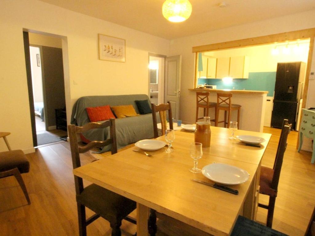 Appartement Bagnères-de-Luchon, 3 pièces, 4 personnes - FR-1-313-225