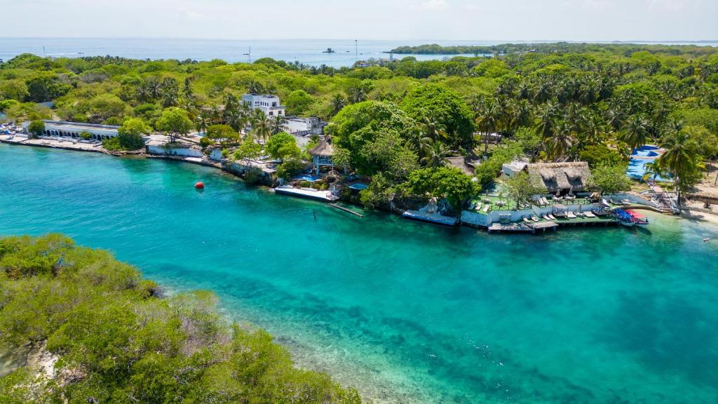 Isla Mulata, Islas del Rosario photo 2
