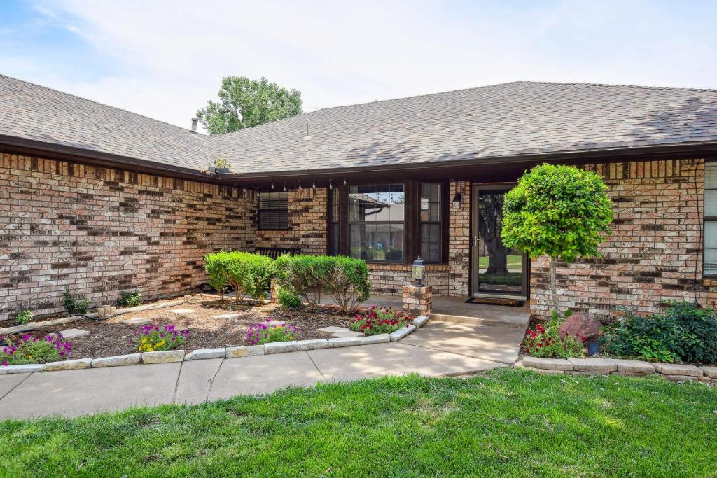 Edmond Vacation Rental Near Arcadia Lake! photo 2