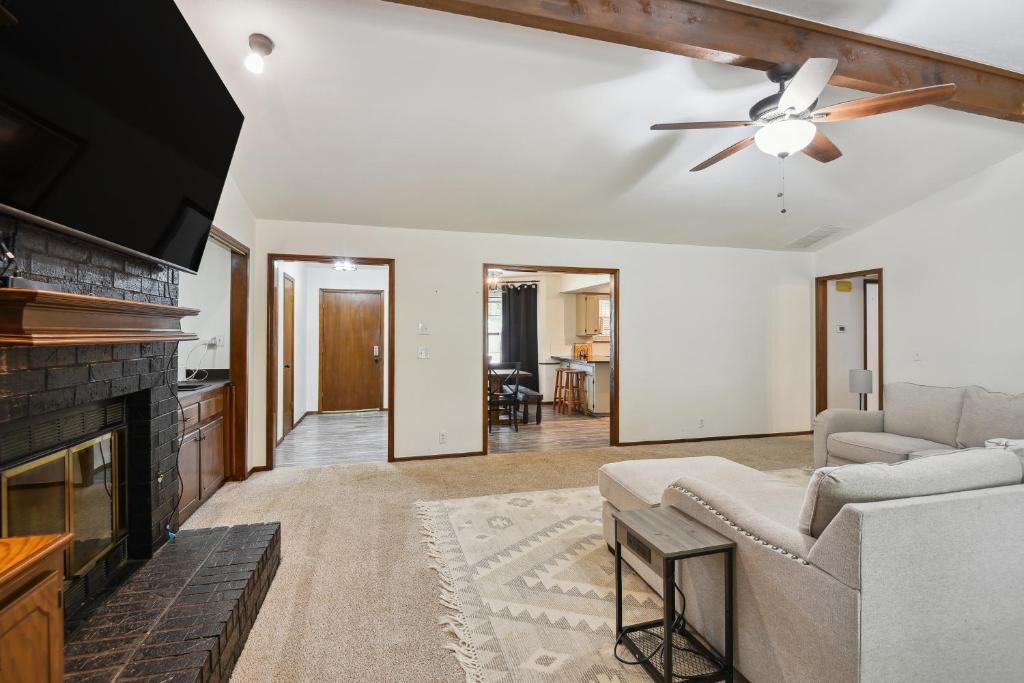 Edmond Vacation Rental Near Arcadia Lake! photo 4