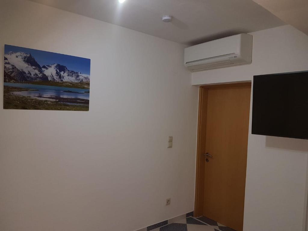 Ruhige gemütliche Ferienwohnung in Karlsruhe Daxlanden für Monteure, Pendler, Geschäfsreisen, Wochenendreisen photo 4