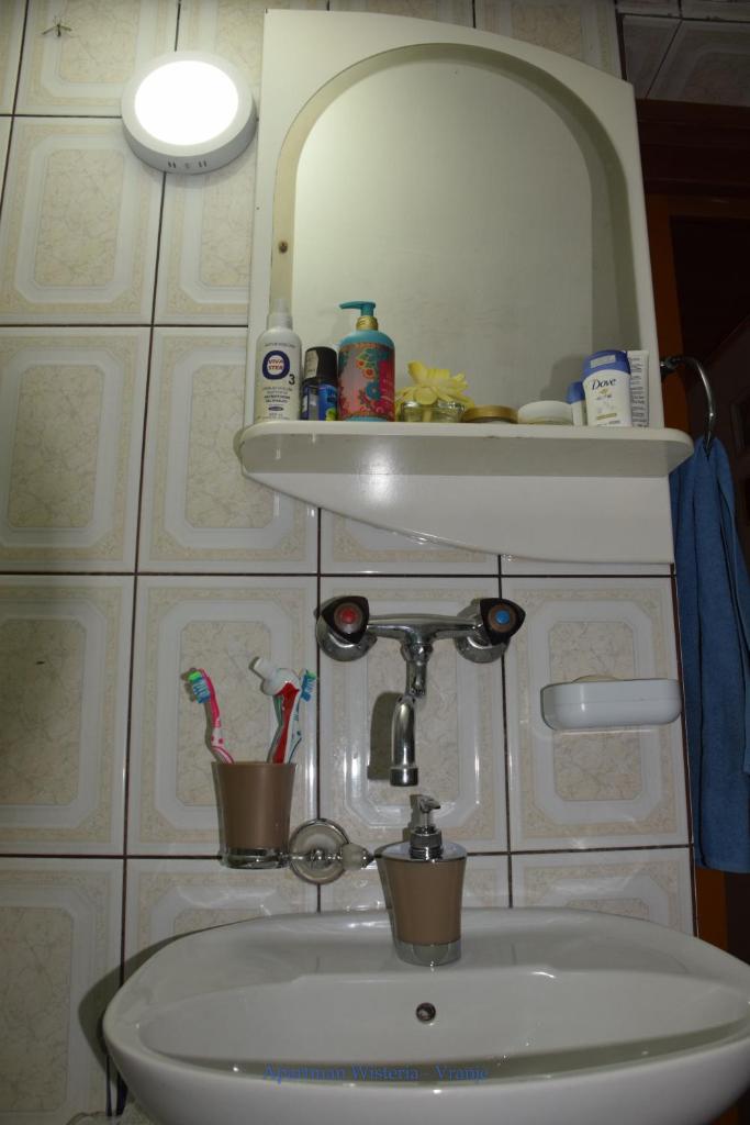 Apartman Wisteria photo 4