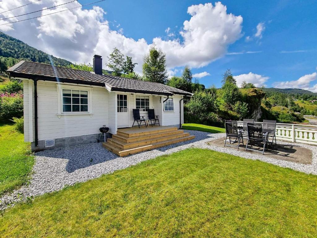 Holiday home Utvik III photo 2