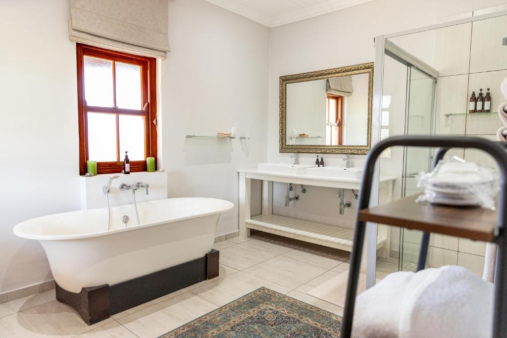 Lovane Boutique Wine Estate and Guesthouse photo 3