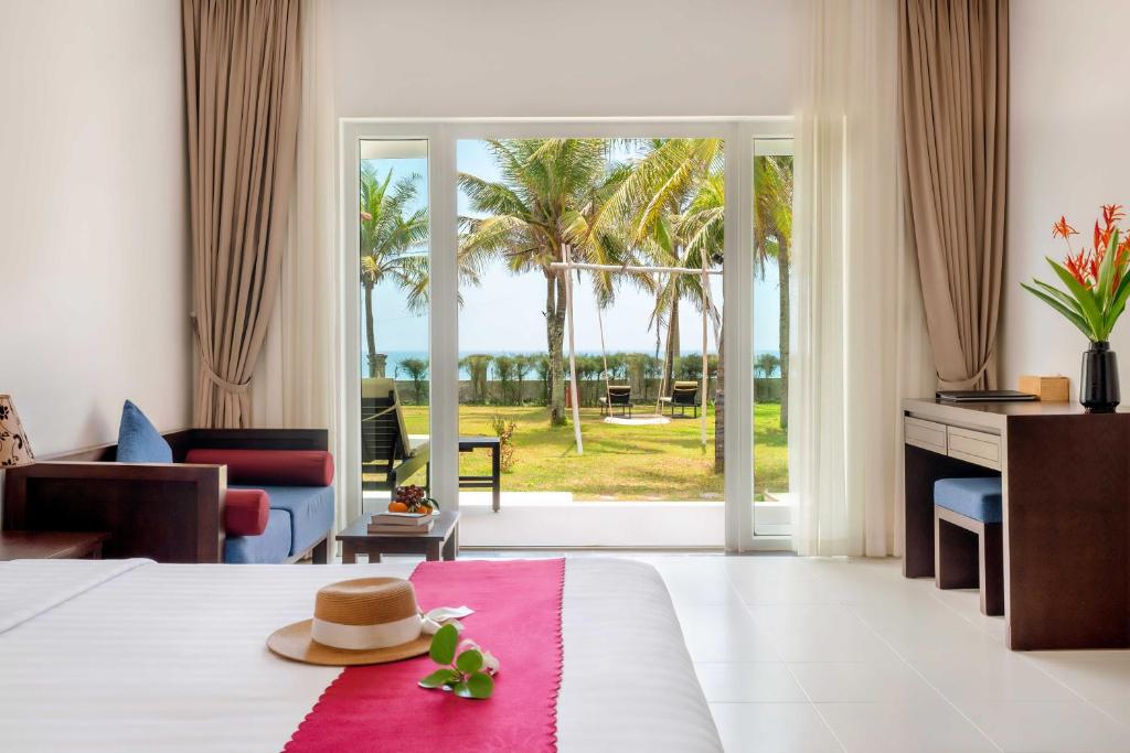 Tam Thanh Beach Resort & Spa