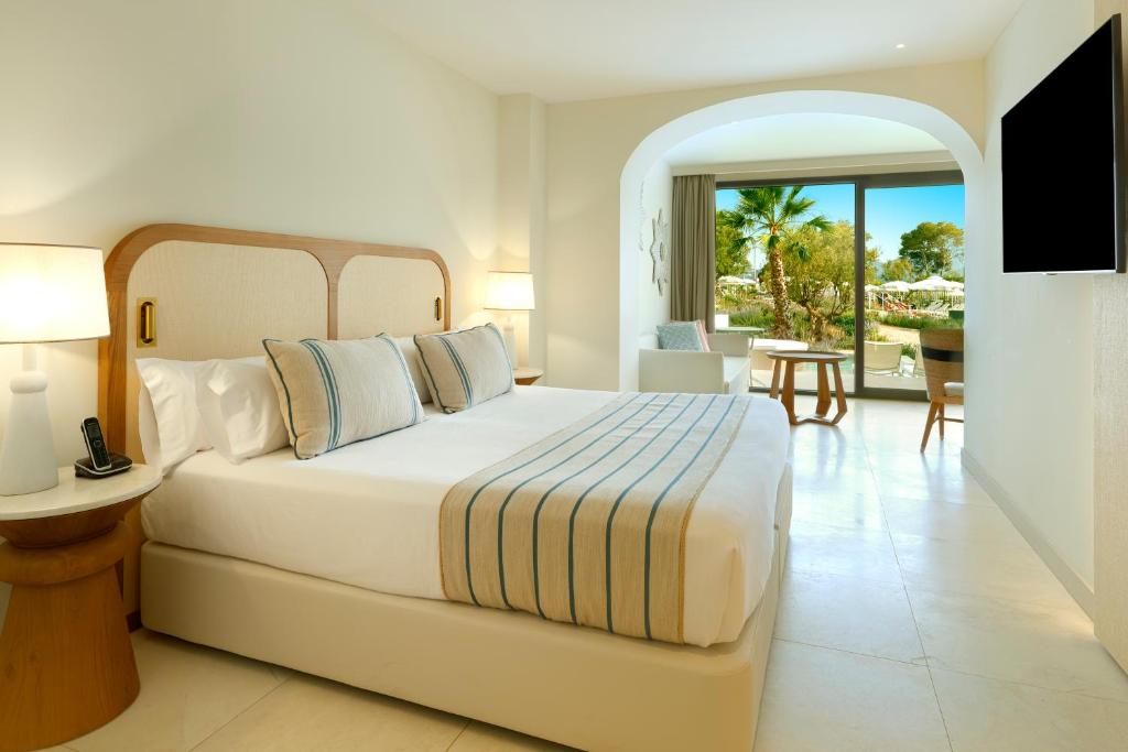 TRS Ibiza Hotel -All Inclusive Adults Only photo 3