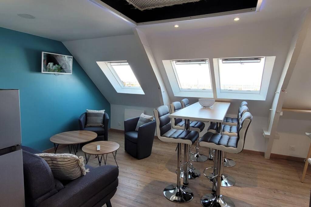 Loft - duplex les pieds dans l'eau vue mer photo 4
