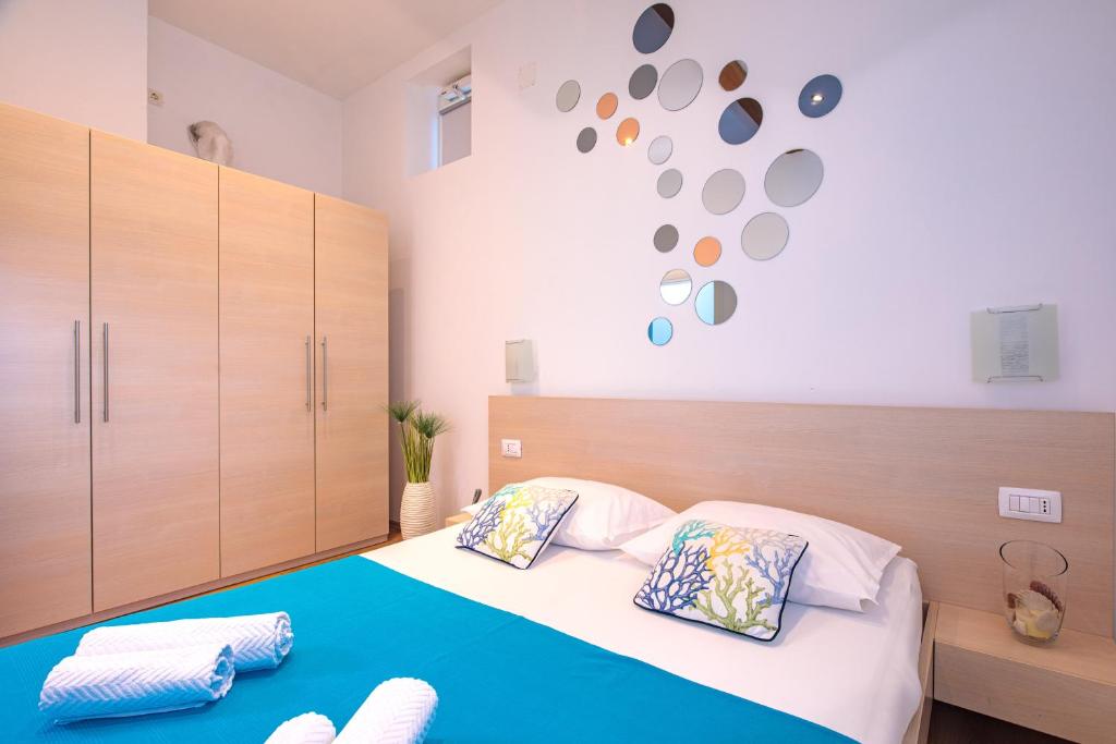 Tamburika colorful apartment in rustica area photo 3