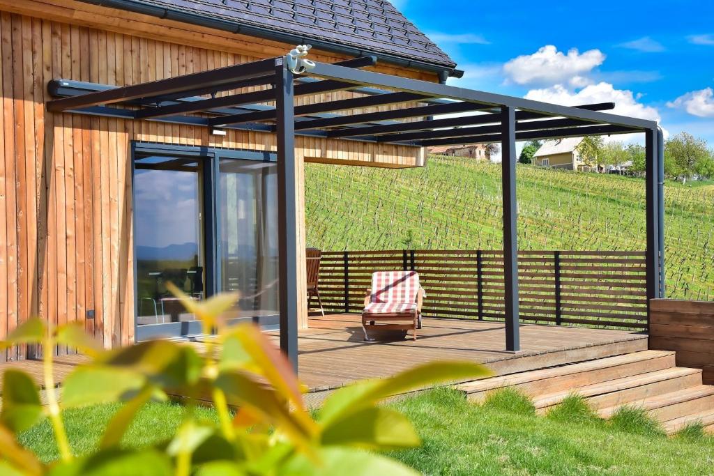 Hisa Vukan - Eco House in middle of vineyard with Sauna! photo 2