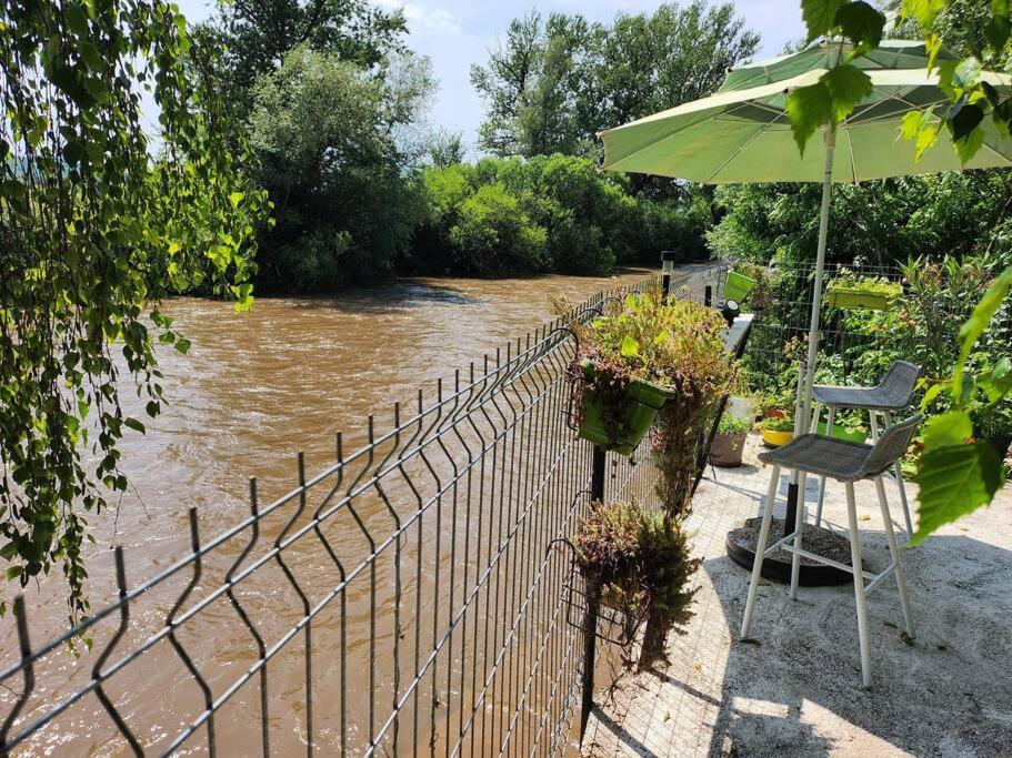 Kuća na obali reke Nišave photo 4