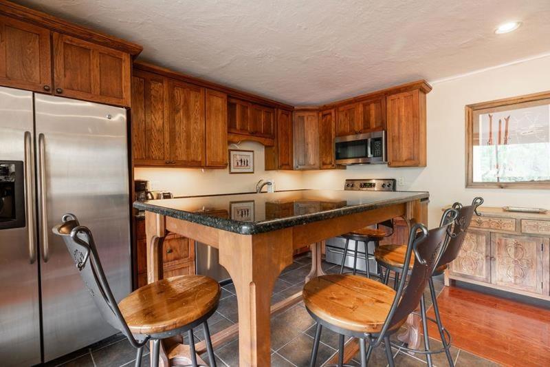 Scorpio Condo with Vail Mountain View photo 4